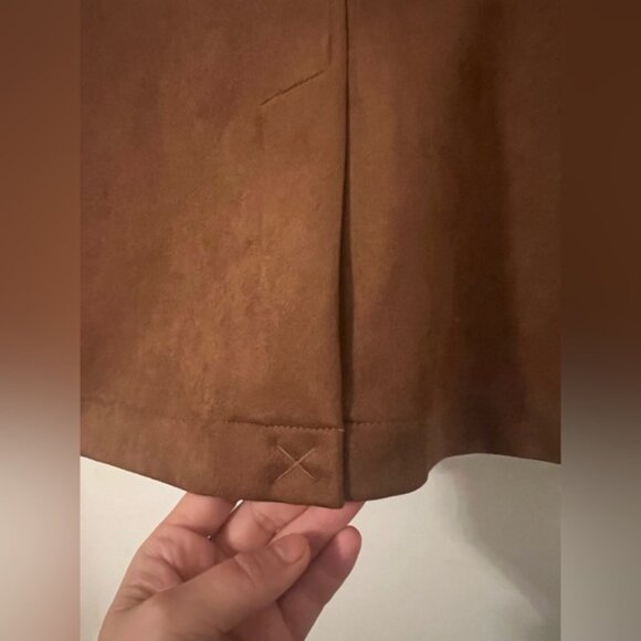 Joie Brown Blazer with Gold Buttons size L has stretch to it - Picture 5 of 9